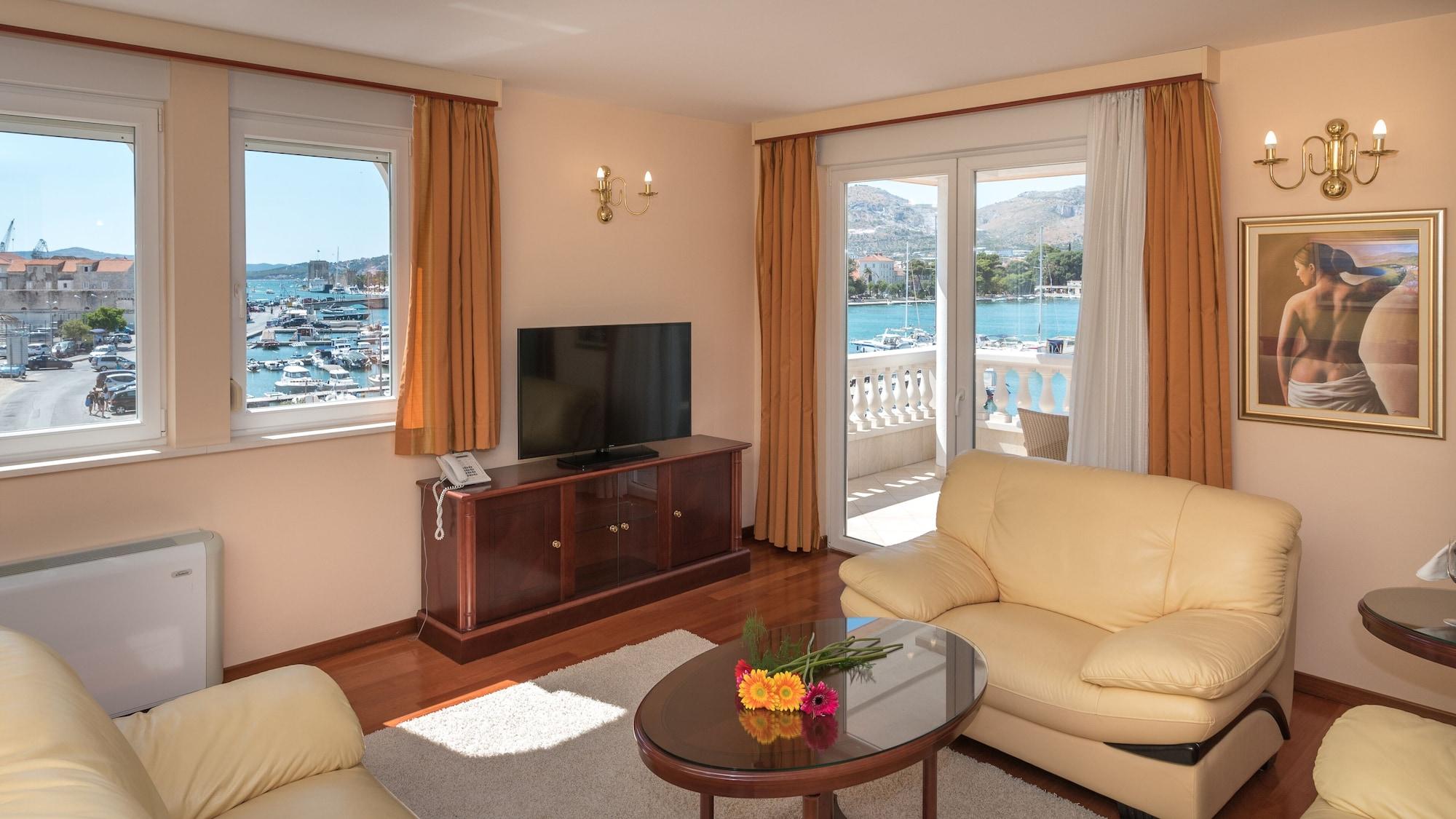 Hotel Trogir Palace Exterior foto