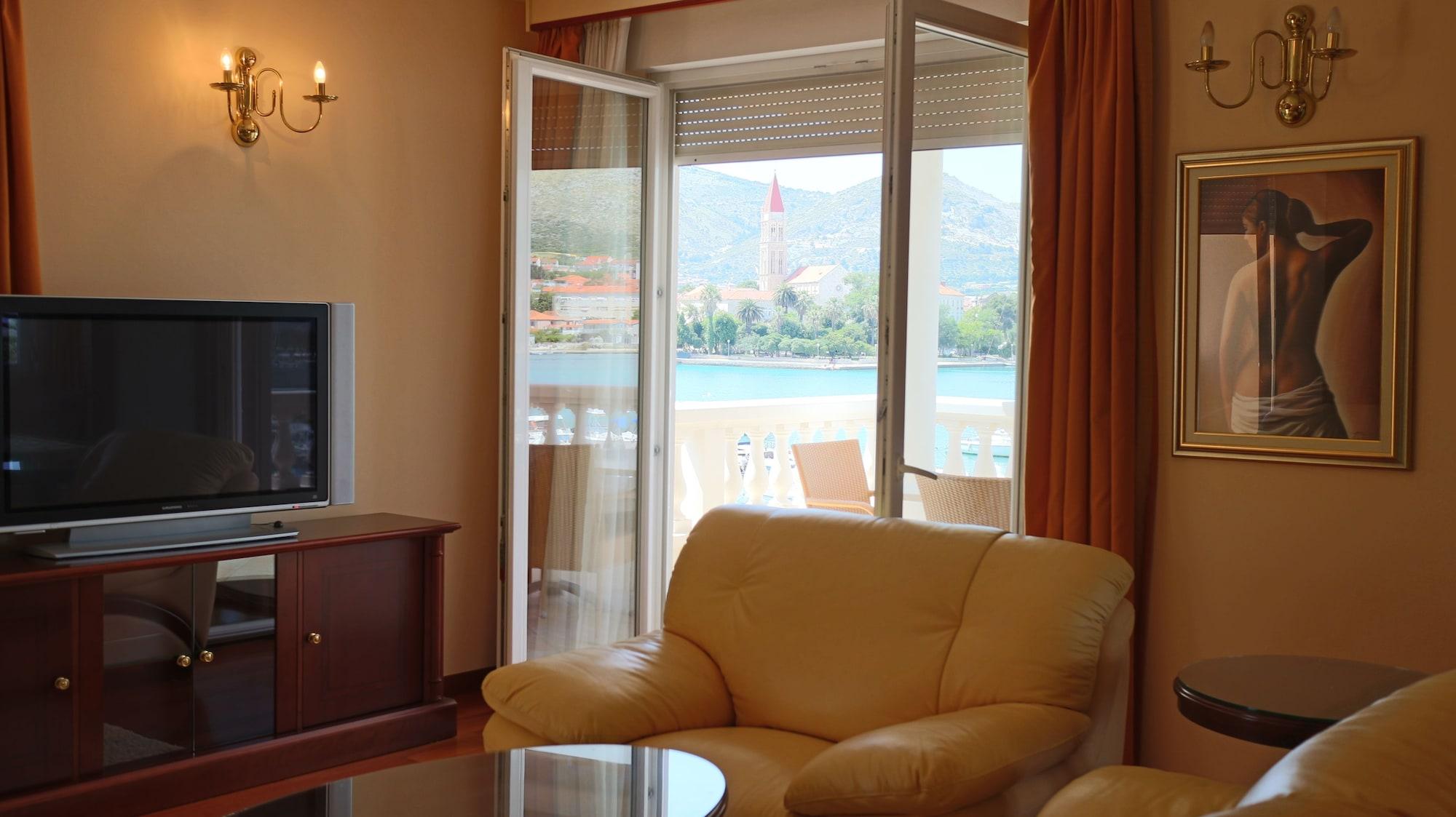 Hotel Trogir Palace Exterior foto
