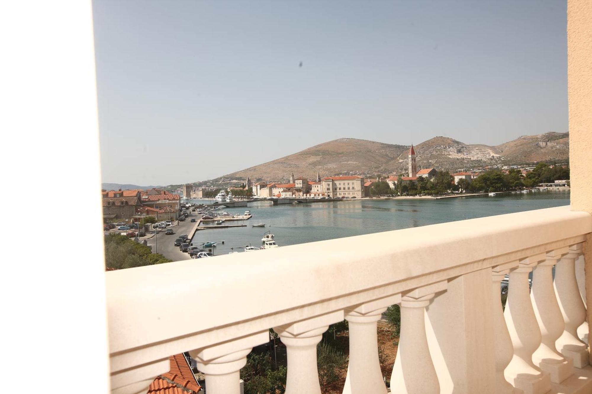 Hotel Trogir Palace Exterior foto